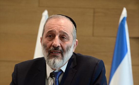 צפו: כרוז, שירה ותמיכה נרחבת מחוץ לבית דרעי