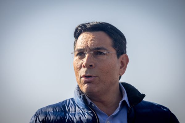 פינוי חאן אל אחמר | דני דנון: "לא למצמץ או לזגזג"