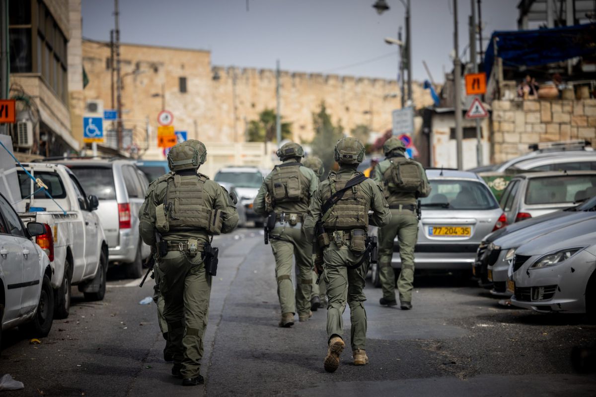 סילוואן: מטען צינור הושלך לעבר בית משפחה יהודית