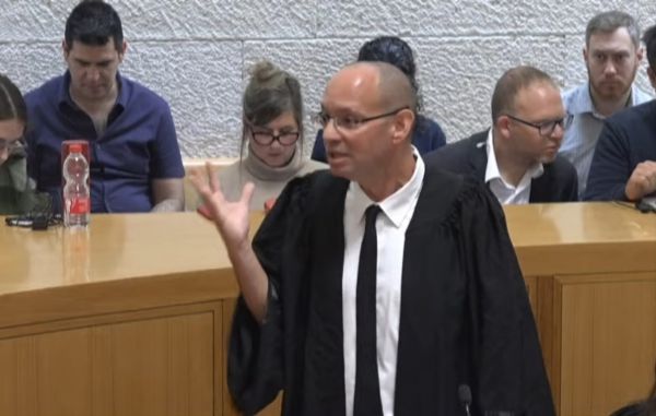 "דרעי לא התחייב לפרוש לצמיתות מהפוליטיקה"|צפו