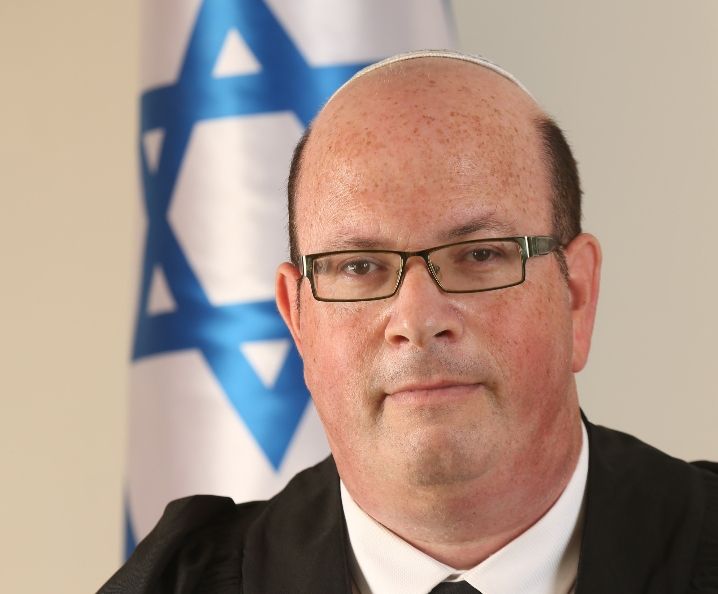 חמש וחצי שנות מאסר לגננות שהתעללו בילדים