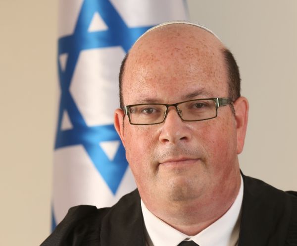 חמש וחצי שנות מאסר לגננות שהתעללו בילדים