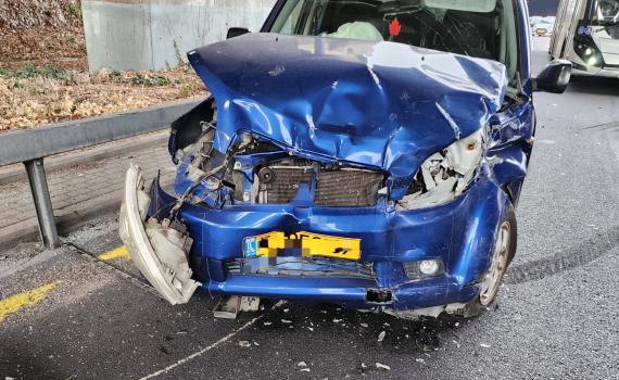 חיפה: 3 פצועים בתאונת דרכים במנהרות הכרמל