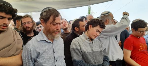 במלאות השבעה: נפרדים מהרב דרוקמן בדמעות. צפו