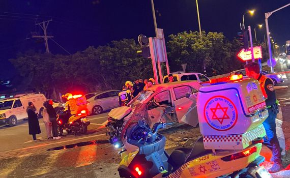 תוך דקות: שתי תאונות דרכים קטלניות