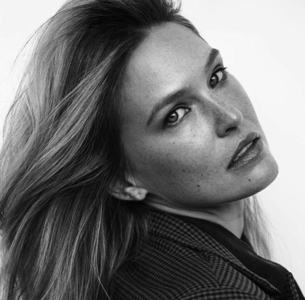 "לימדו אותי להיות נדיבה, למרות שלא היה לנו הרבה בכלל"