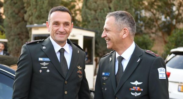 שידור חי: הרצי הלוי נכנס לתפקידו כרמטכ"ל החדש