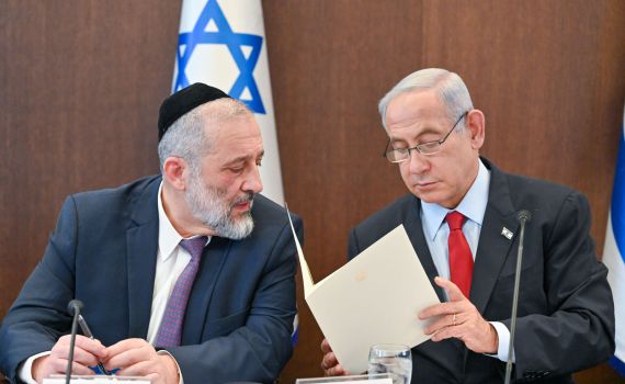 הקואליציה תקים ועדה מיוחדת לטובת אריה דרעי