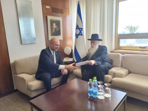 נורווגי נוסף: השר מאיר פרוש התפטר מהכנסת