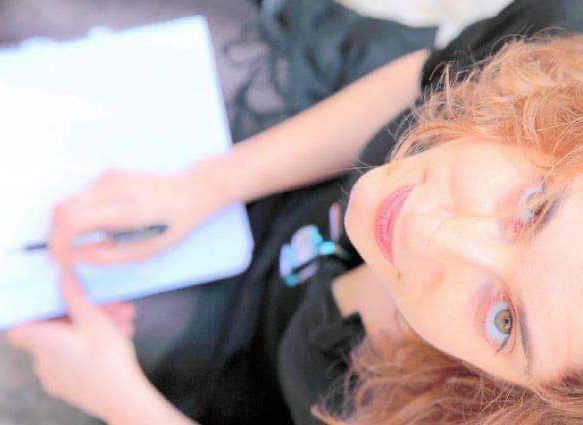 האישה שמאחורי הלהיטים של שולי רנד, אמיר דדון ואריק סיני