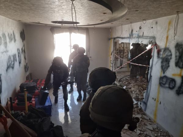 צפו בתיעוד: הריסת בית המחבל שרצח את נעה לזר