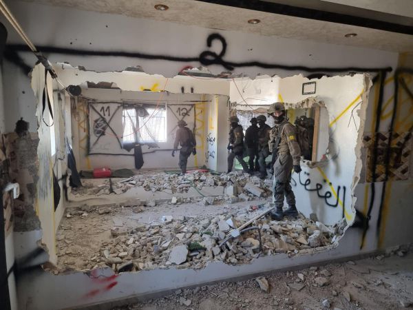 להרוס בית של מחבל לוקח שנה; לשחרר אותו – 24 שעות