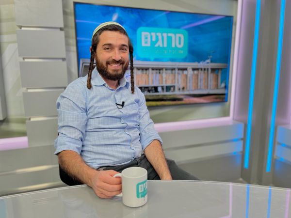 צבי סוכות: ״הכי טוב שלא יקומו מאחזים בכלל״