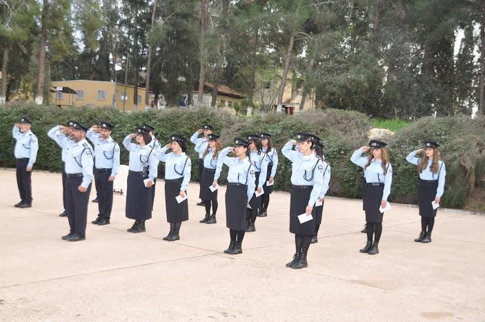 כושר בהפרדה ובלי סופ"ש: כך מגייסים שוטרות חרדיות