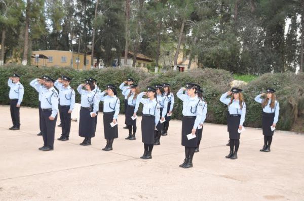 כושר בהפרדה ובלי סופ"ש: כך מגייסים שוטרות חרדיות