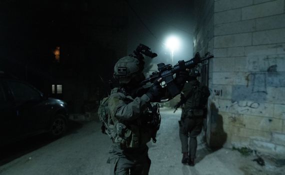 בצל המתיחות: כוחות צה"ל עצרו 3 חשודים ביו"ש