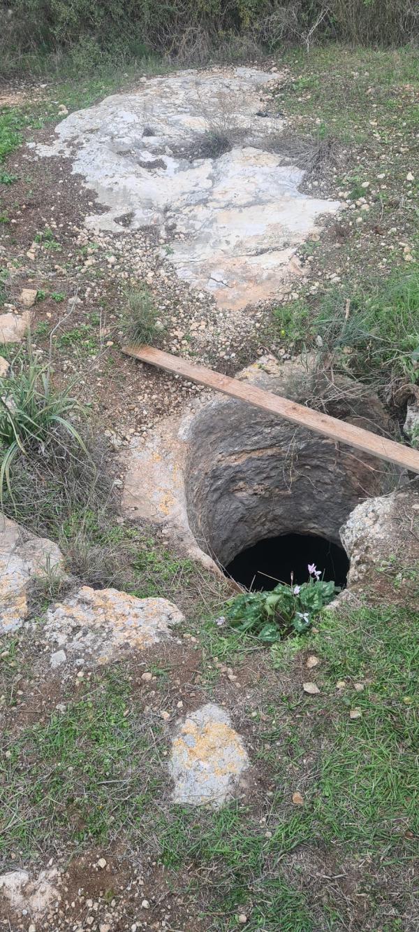 בית שמש: נער חולץ מבור בעומק חמישה מטרים