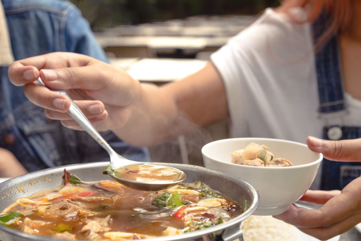 מושלם לסערה: 5 רעיונות למרקים שיחממו אתכם