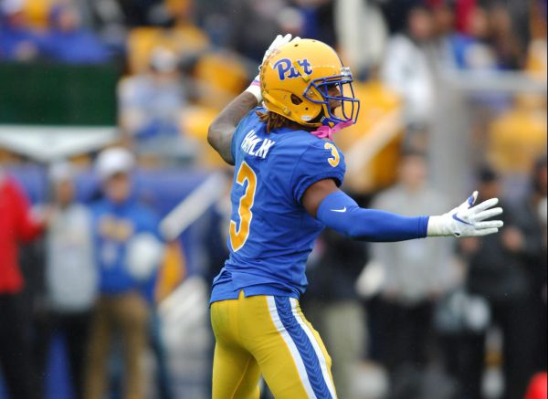 שחקן התמוטט במשחק, ליגת הפוטבול הושעתה