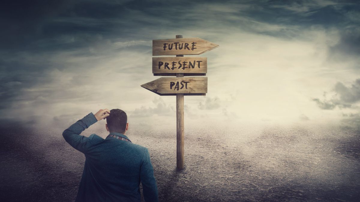 "צל ידו": ספר על תיקון, התפייסות ומחשבות על העבר