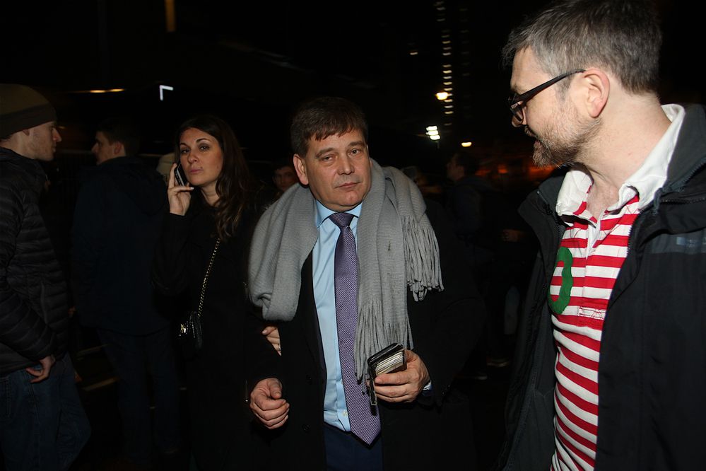 בריטניה: הודח חבר פרלמנט שהשווה בין חיסונים לשואה