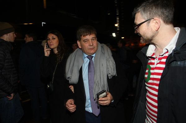 בריטניה: הודח חבר פרלמנט שהשווה בין חיסונים לשואה