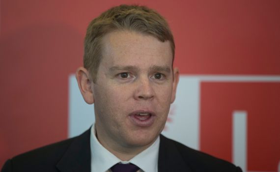 במקום ארדרן: כריס היפקינס הושבע כרה"מ של ניו זילנד