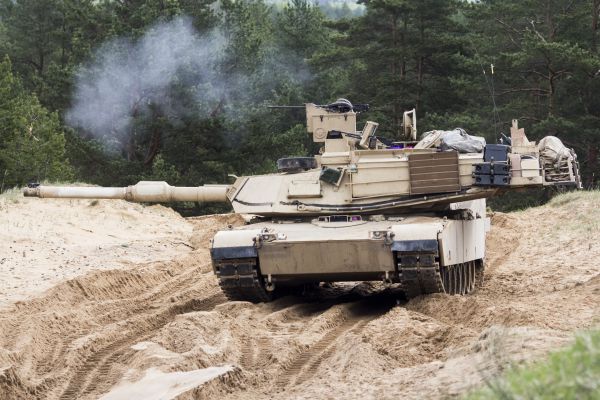 אחרי העימות: ארה"ב תספק טנקים לאוקראינה?