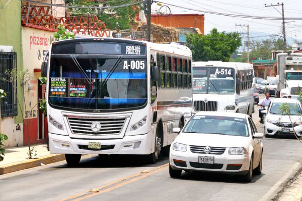 מקסיקו: 15 הרוגים ו-47 פצועים בהתהפכות אוטובוס