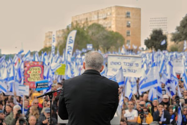 לפיד: "הצלחנו לעכב את חוקי דריסת הדמוקרטיה"