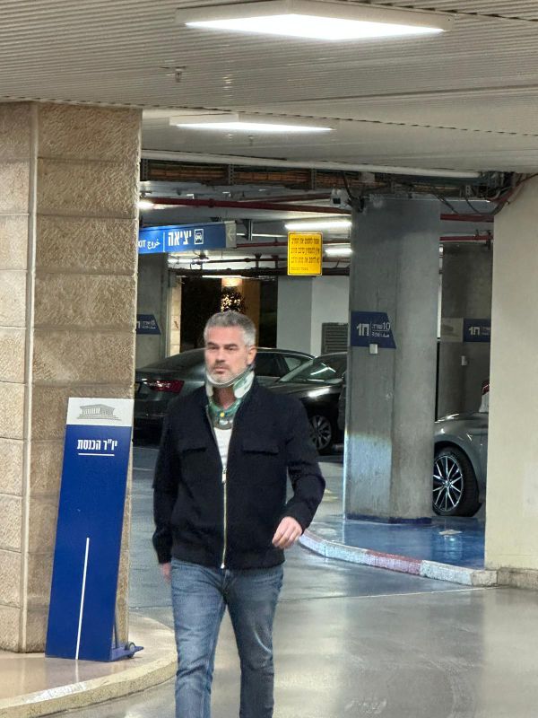 אחרי חודש היעדרות: ח"כ טופורובסקי הגיע להצבעה