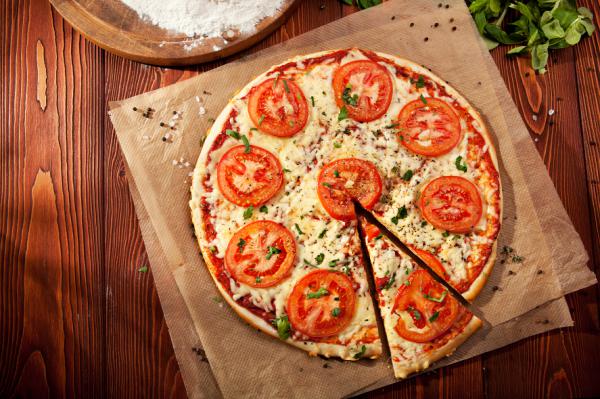 תשעת הימים: מתכון לפיצה ברבע שעה