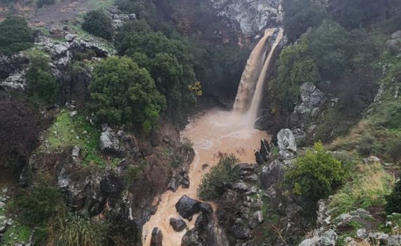 לראשונה השנה: נחל סער ברמת הגולן החל לזרום. צפו