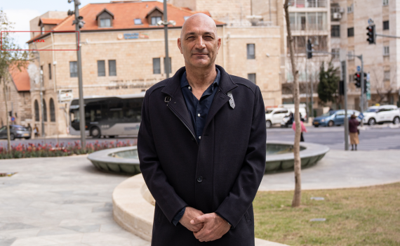 מפקד הכוחות ממחאת בלפור שוקל להפוך למפגין | ראיון