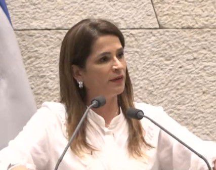 "עומד פה אשכנזי פריווילג ונותן לנו טיפים על קיפוח"