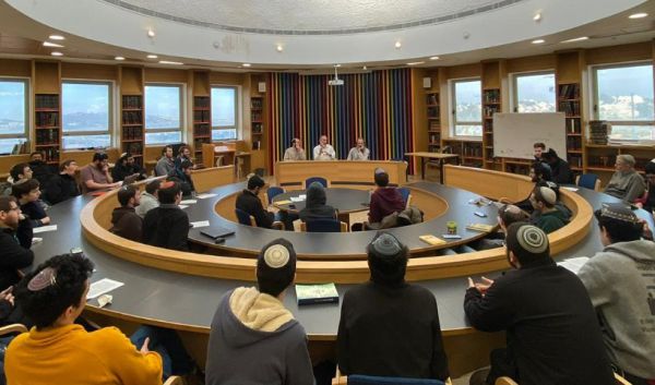 'ימים על ימי מלך' | ראשי ישיבה חדשים לישיבת מחנים