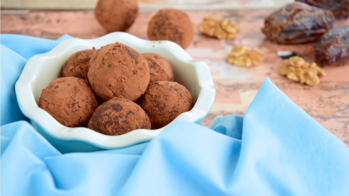 אי אפשר לסרב להם: מתכון לכדורי שוקולד טבעוניים