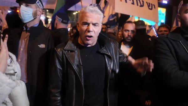 יאיר לפיד: "קורא להסתדרות להשבית את המשק"