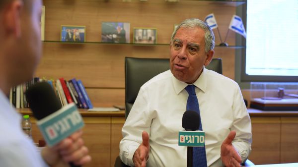 "נשברתי": האירוע שגרם למיקי לוי לבכות | צפו