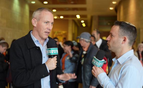 ח"כ טרופר לסרוגים: "הכי חשוב שלא נקרע את העם"