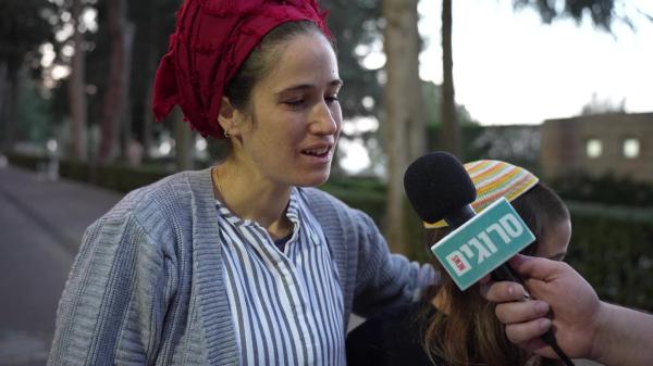 "נתגעגע": הדודה סיפרה על האחים שנרצחו ופרצה בבכי