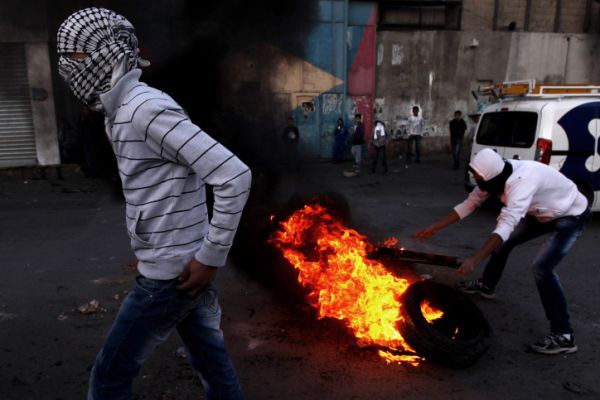 חסימות כבישים וקריאות למרי אזרחי במזרח ירושלים