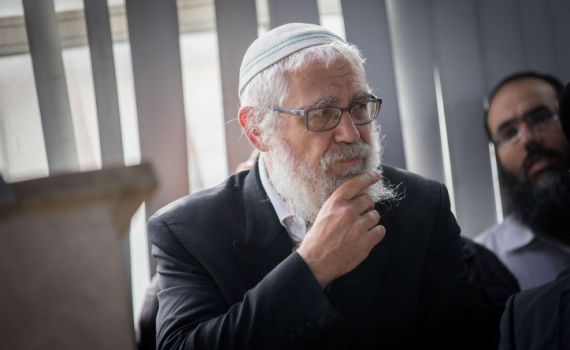 צפו: מאחורי הקלעים של פרשת מוטי אלון