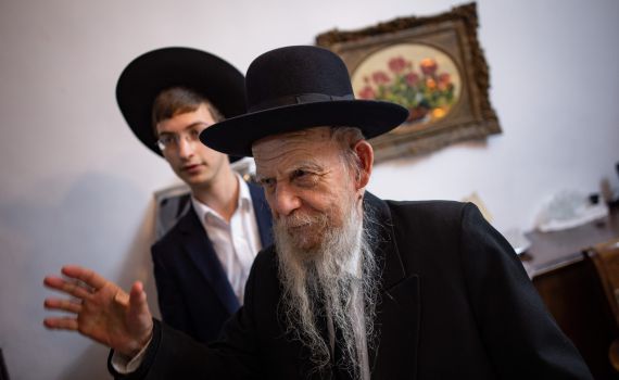 הרבנים החרדים נגד הקרן השמרנית: "סכנה גדולה"