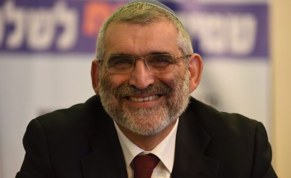 בן ארי הגיש תלונה במשטרה נגד עו"ד חודק בגין המרדה