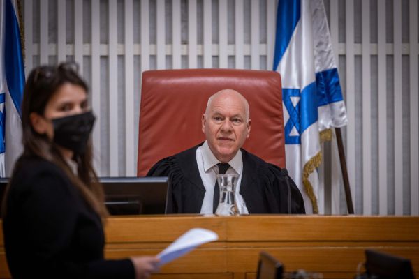 בג"ץ קבע: ראש עיריית חדרה לא יחזור לתפקידו