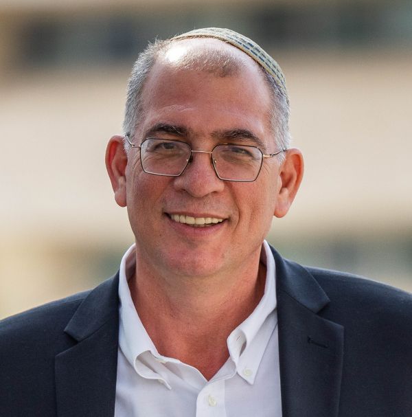 תחת אבי מעוז: הג'וב החדש של ניר אורבך