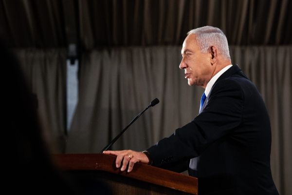 ההסתה נגד נתניהו: זאב רז עוכב לחקירה בלהב 433