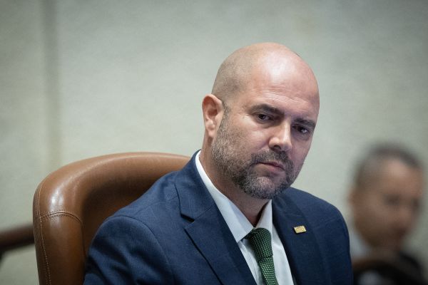 צפו | אמיר אוחנה תוקף את הממשלה: "ביזוי הכנסת"