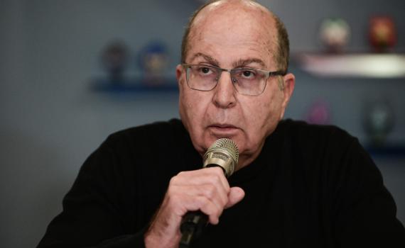 מעורר סערה: בוגי יעלון מאשים את ישראל בטיהור אתני בעזה